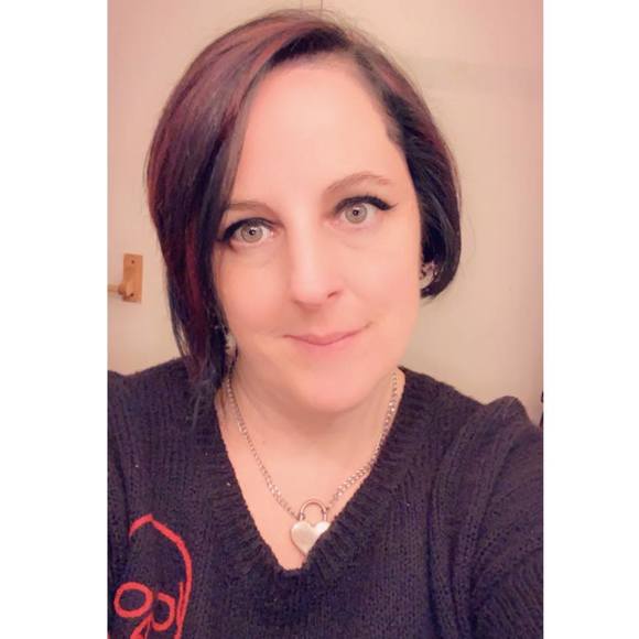 Meet the Posher Other - Meet your Posher, Teressa